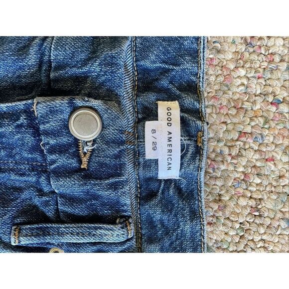 Good American Good Classic Raw Hem High Waist Slim Jeans - Picture 2 of 7